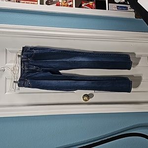 Size2 Old Navy Dreamer jean